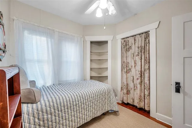 $2,200 | 2502 York Street South, Gulfport, FL 33707