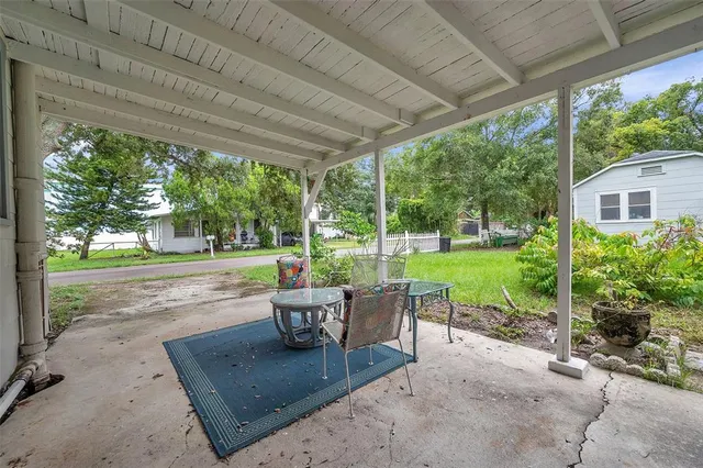 $2,200 | 2502 York Street South, Gulfport, FL 33707