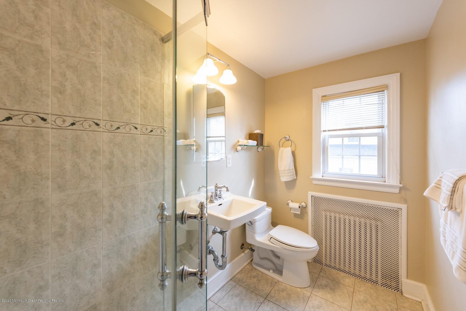 73 Pinckney Road Red Bank, NJ 07701 - Photo 23 of 26 Additional Full Bath