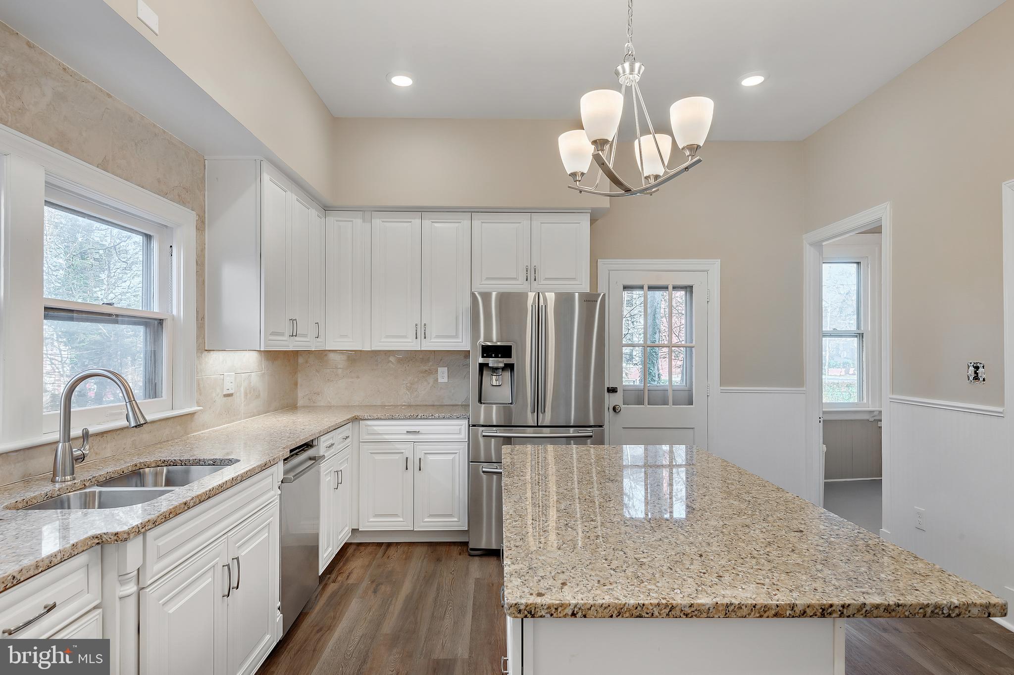 121 West Springettsbury Avenue York, PA 17403 - Photo 22 of 65