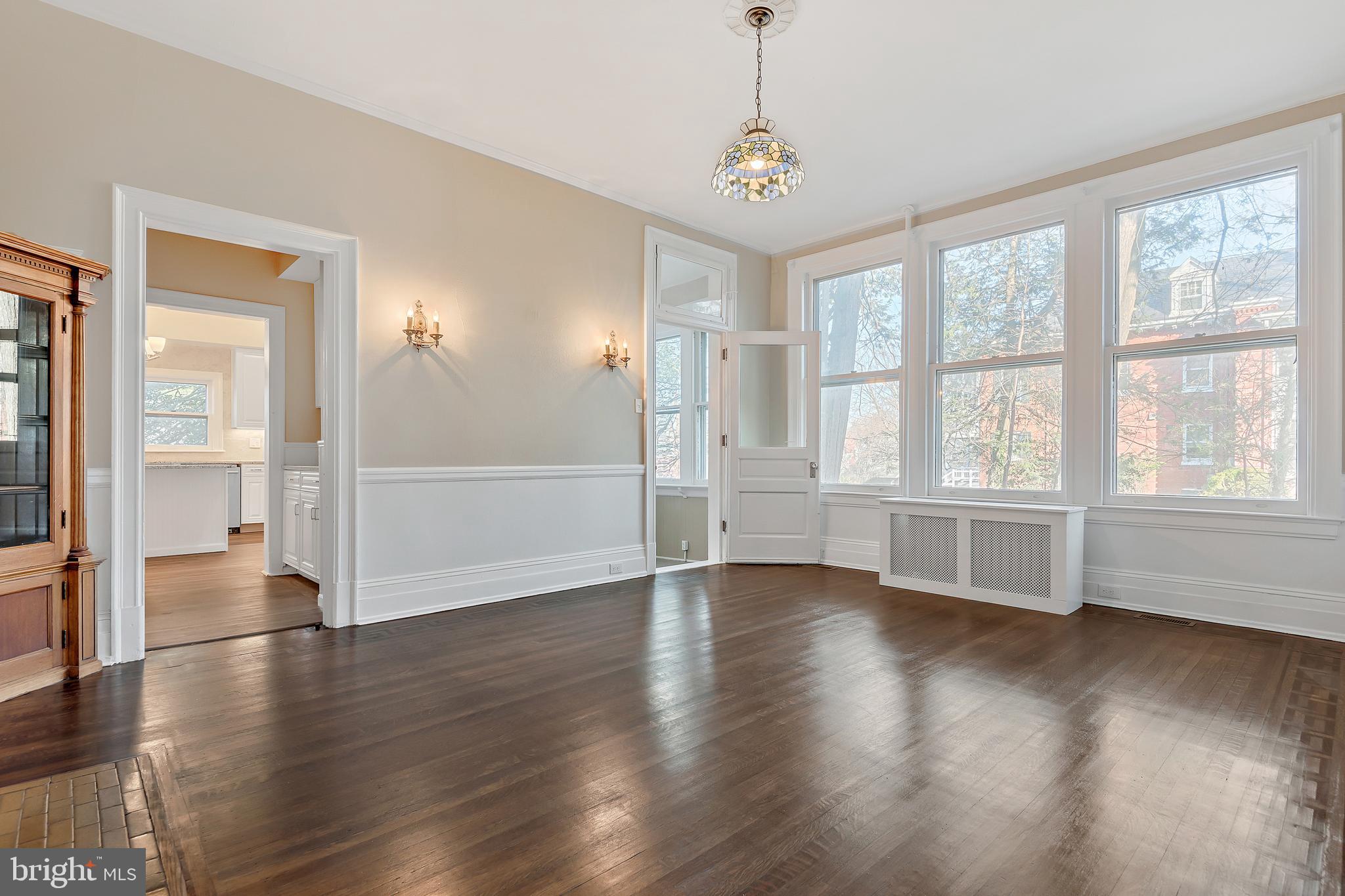 121 West Springettsbury Avenue York, PA 17403 - Photo 25 of 65