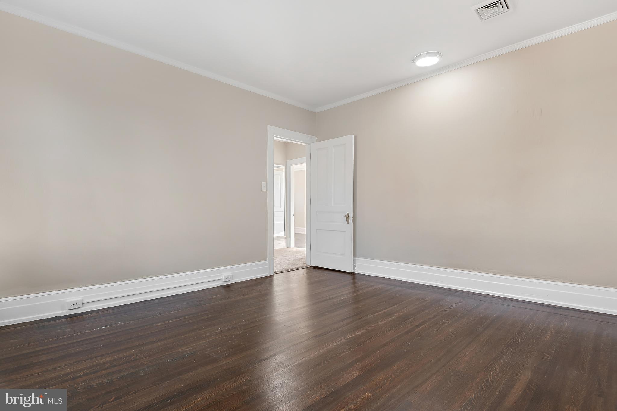 121 West Springettsbury Avenue York, PA 17403 - Photo 44 of 65
