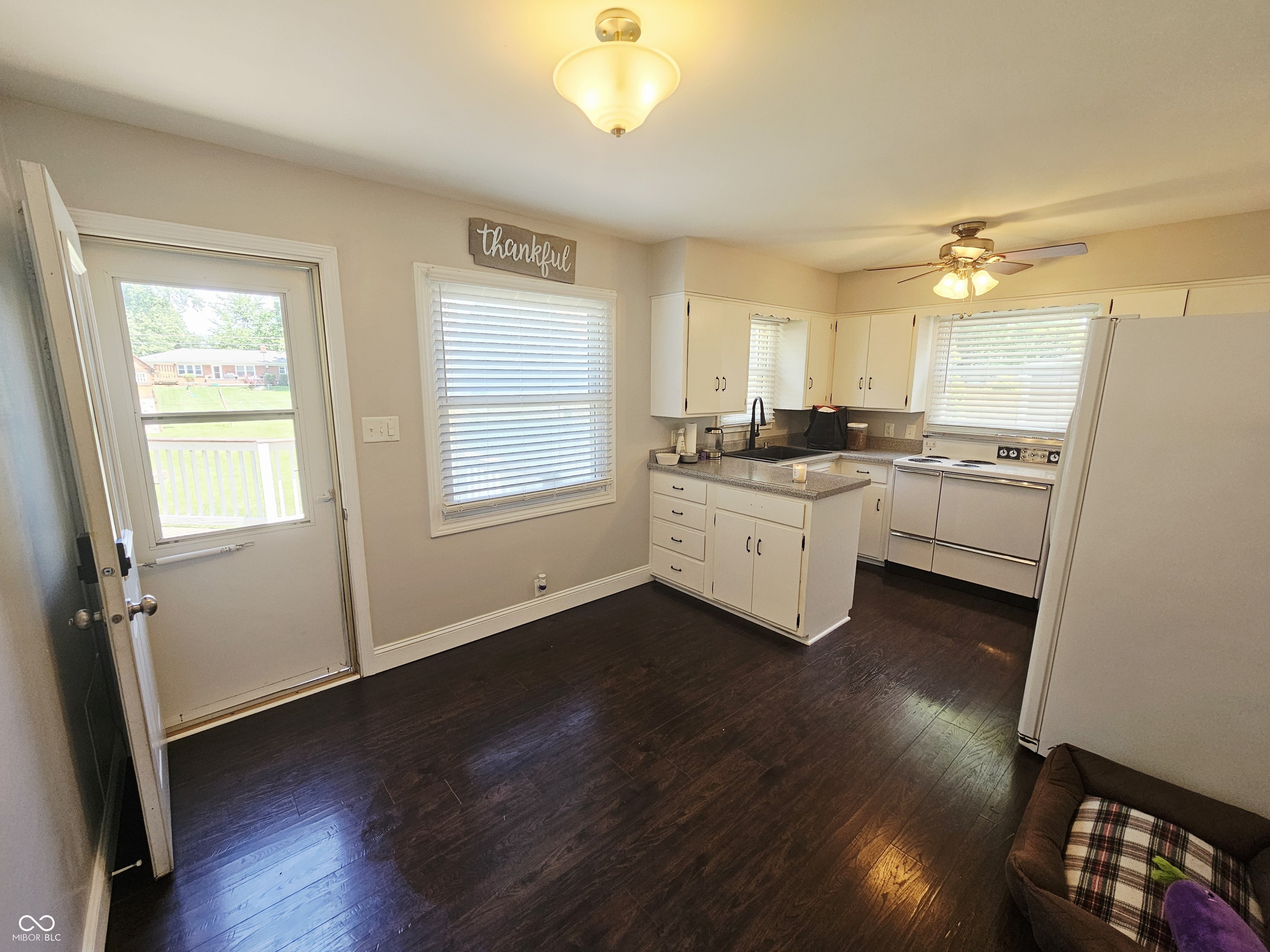 428 Maxwell Road Indianapolis, IN 46217 - Photo 16 of 28