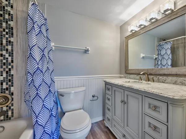 $139,900 | 12021 West Greenway Drive, Unit 105, Royal Palm Beach, FL 33411