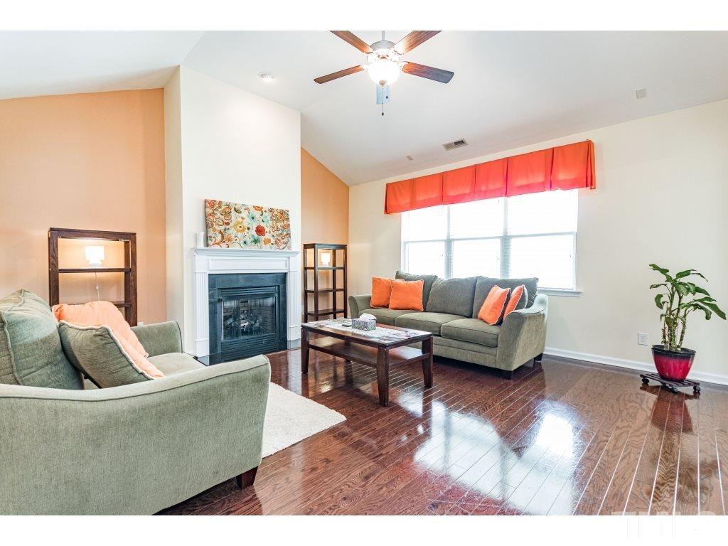 4711 Bright Pebble Court Raleigh, NC 27604 - Photo 6 of 26