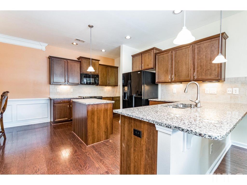 4711 Bright Pebble Court Raleigh, NC 27604 - Photo 9 of 26