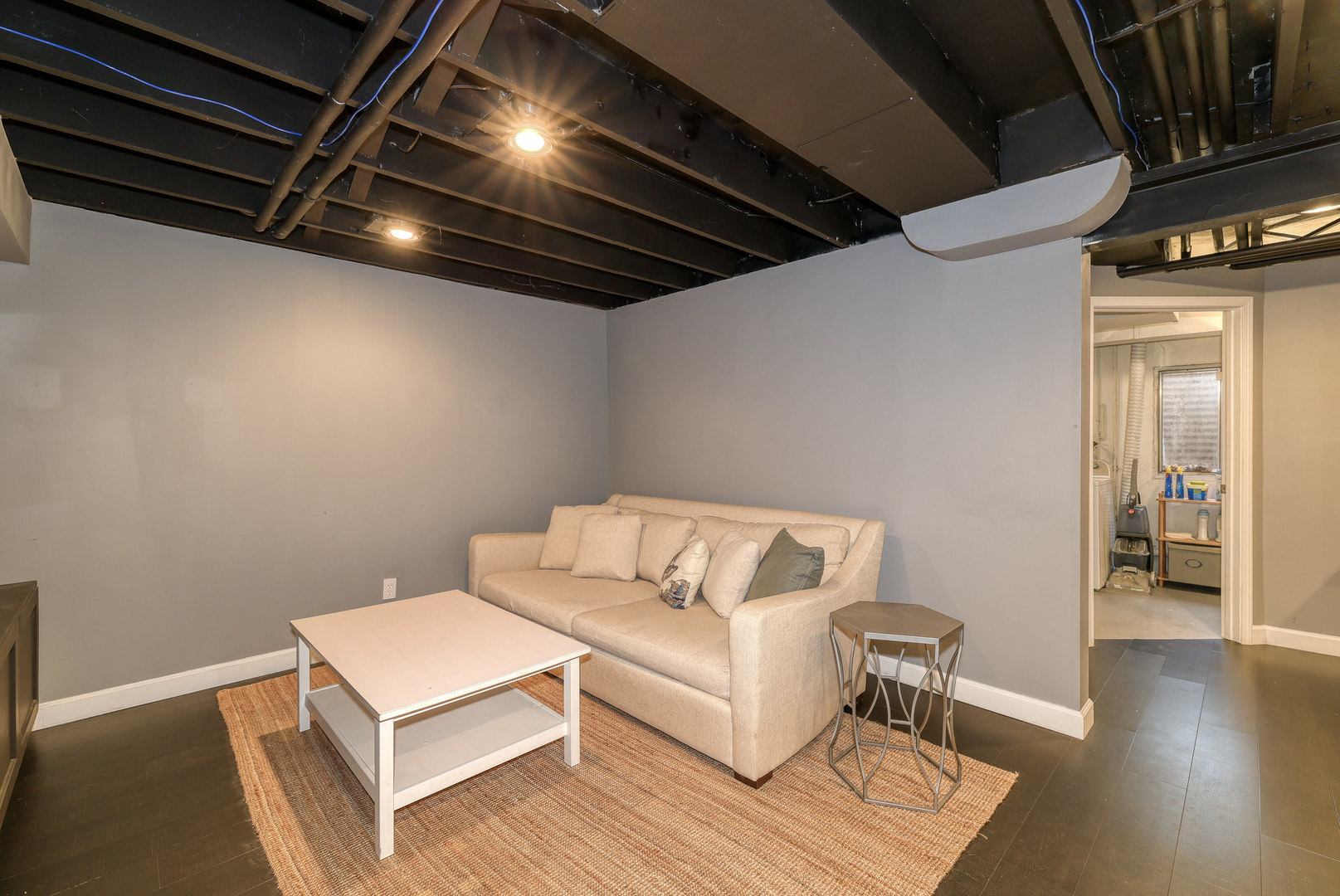 724 South Jefferson Street Batavia, IL 60510 - Photo 19 of 23 a white room with wooden floor and furniture