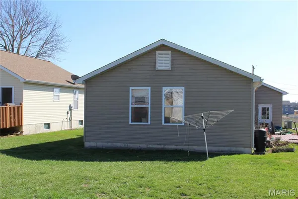 $199,000 | 1015 South Street, Truesdale, MO 63380