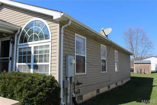 $199,000 | 1015 South Street, Truesdale, MO 63380