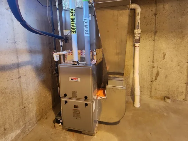 $484,000 | 704 Brattleboro Road, Bernardston, MA 01337