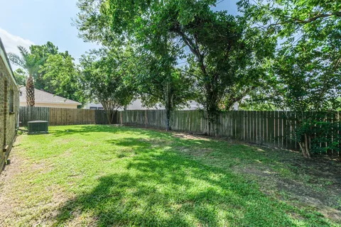 $249,900 | 14415 Locke Lane, Houston, TX 77077