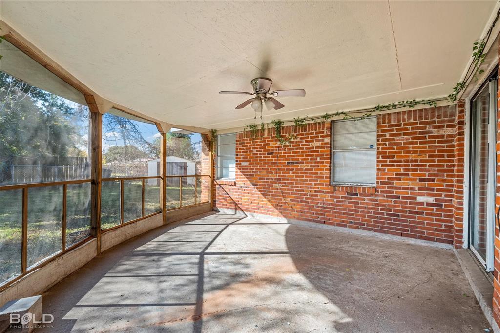 2710 Higgins Drive Shreveport, LA 71104 - Photo 33 of 37 a view of a brick house with stairs