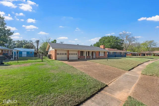 $1,650 | 2710 Higgins Drive, Shreveport, LA 71104
