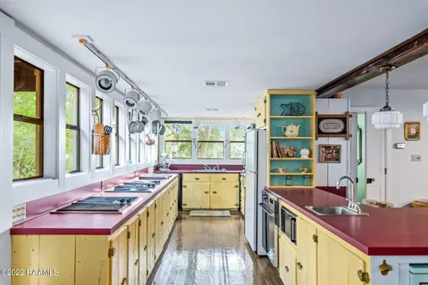 $2,700,000 | 616 Dejean Highway, Washington, LA 70589