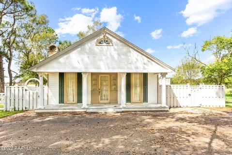 $2,700,000 | 616 Dejean Highway, Washington, LA 70589