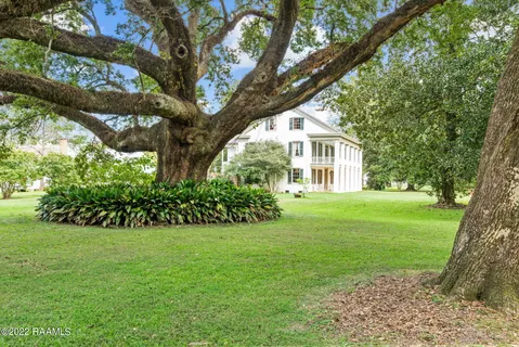 $2,700,000 | 616 Dejean Highway, Washington, LA 70589