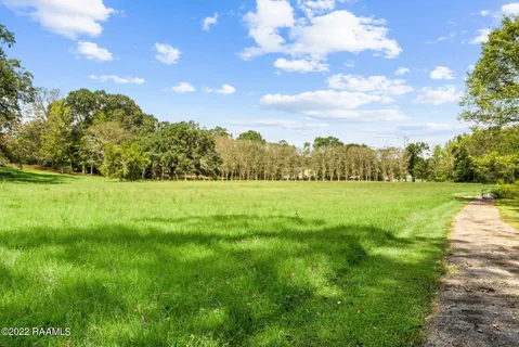 $2,700,000 | 616 Dejean Highway, Washington, LA 70589