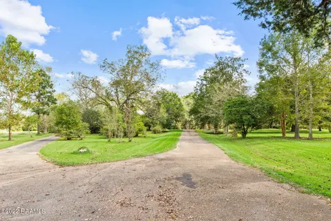 $2,700,000 | 616 Dejean Highway, Washington, LA 70589