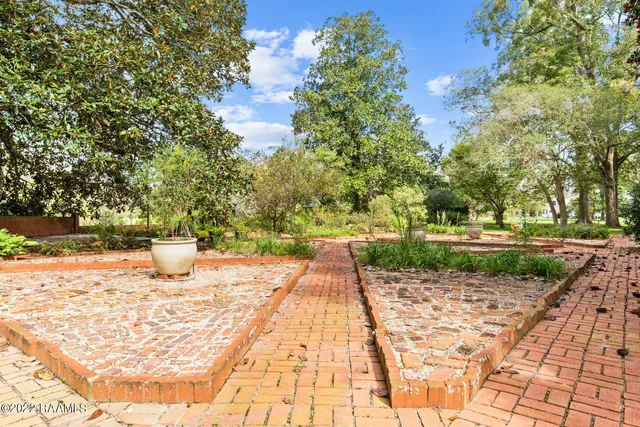 $3,000,000 | 616 Dejean Highway, Washington, LA 70589