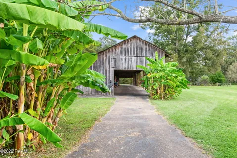 $2,700,000 | 616 Dejean Highway, Washington, LA 70589