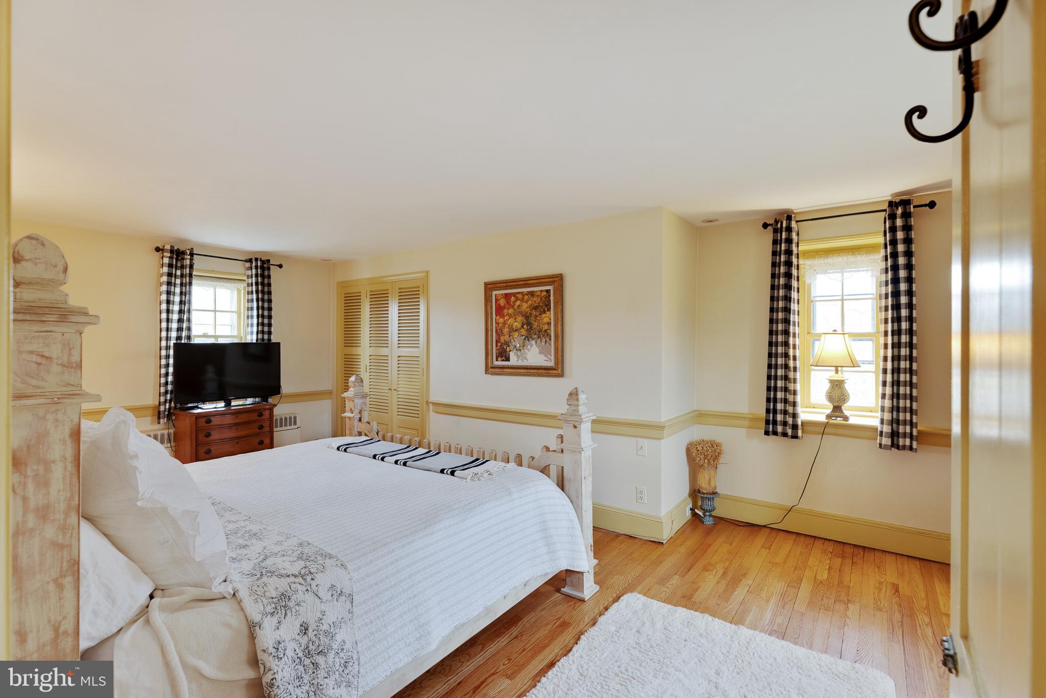 805 Nesbitt Road Ambler, PA 19002 - Photo 27 of 59 Primary Suite