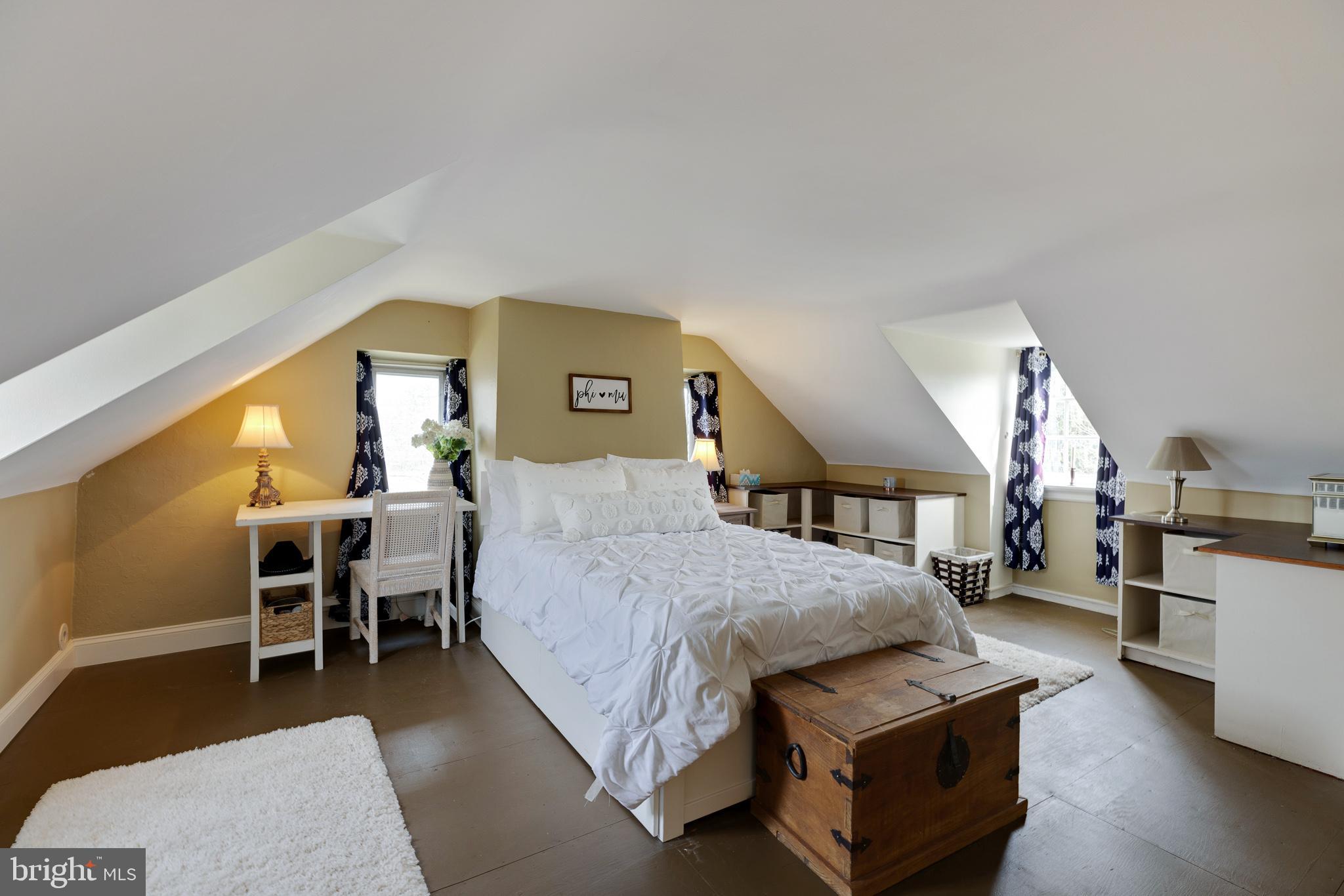 805 Nesbitt Road Ambler, PA 19002 - Photo 41 of 59 Bathroom to bedroom 3