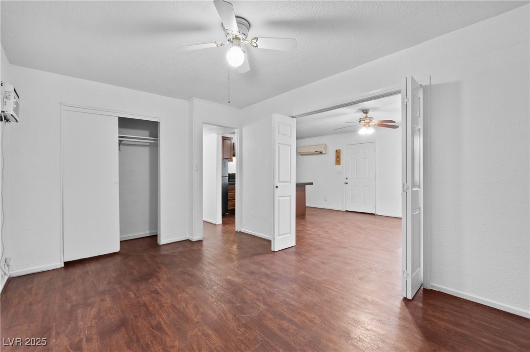 2529 North Webster Street, Unit B North Las Vegas, NV 89030 - Photo 12 of 15