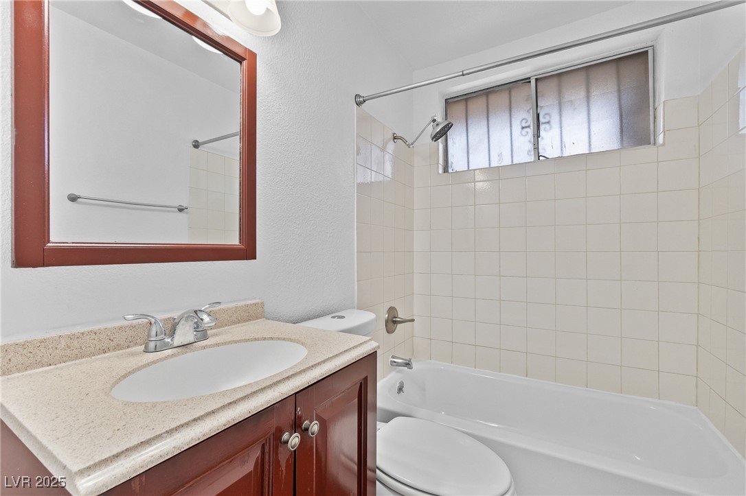 2529 North Webster Street, Unit B North Las Vegas, NV 89030 - Photo 14 of 15