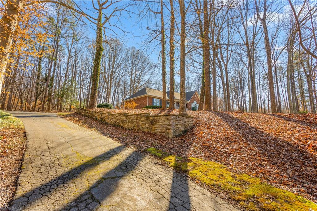 2145 Motsinger Road Winston-Salem, NC 27107 - Photo 6 of 41 Gallery Image 6