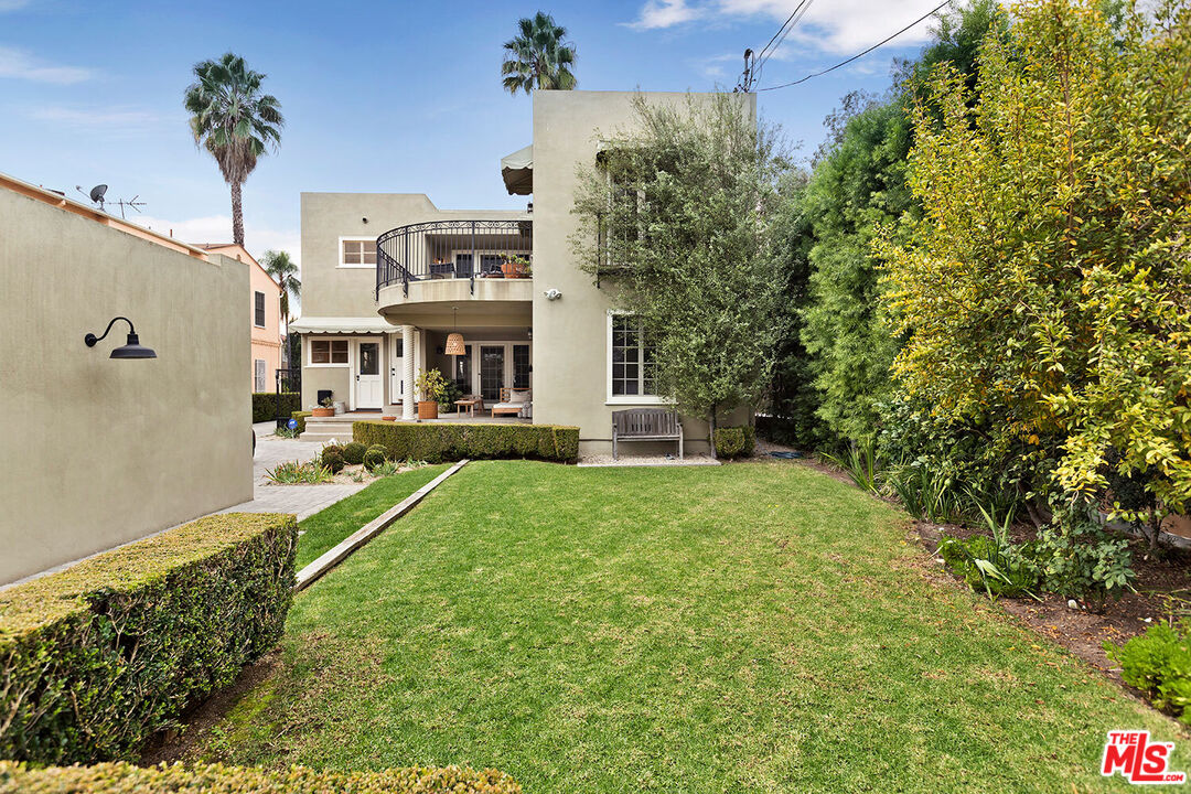 614 North Beachwood Drive Los Angeles, CA 90004 - Photo 24 of 24