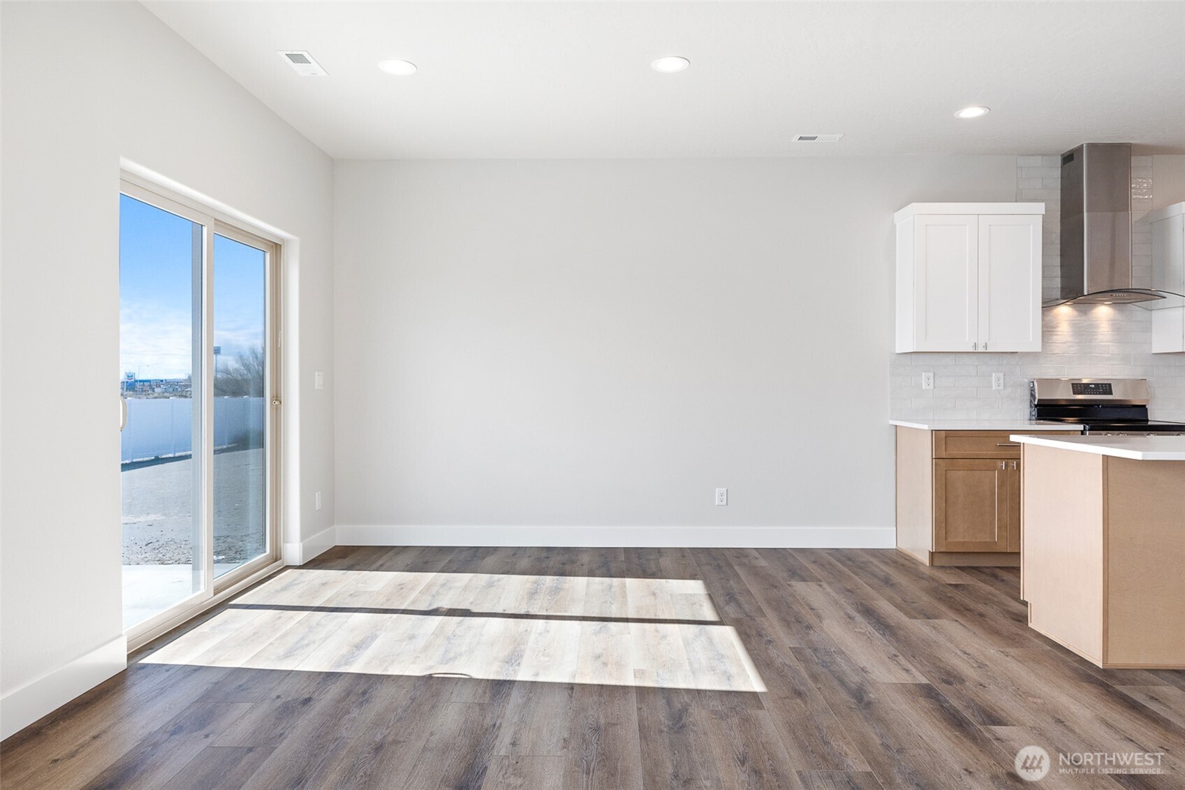 4223 West Sandy Street Moses Lake, WA 98837 - Photo 6 of 27