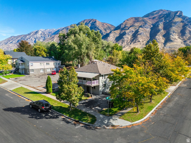 489 South 500 East Provo, UT 84606 - Photo 3 of 30