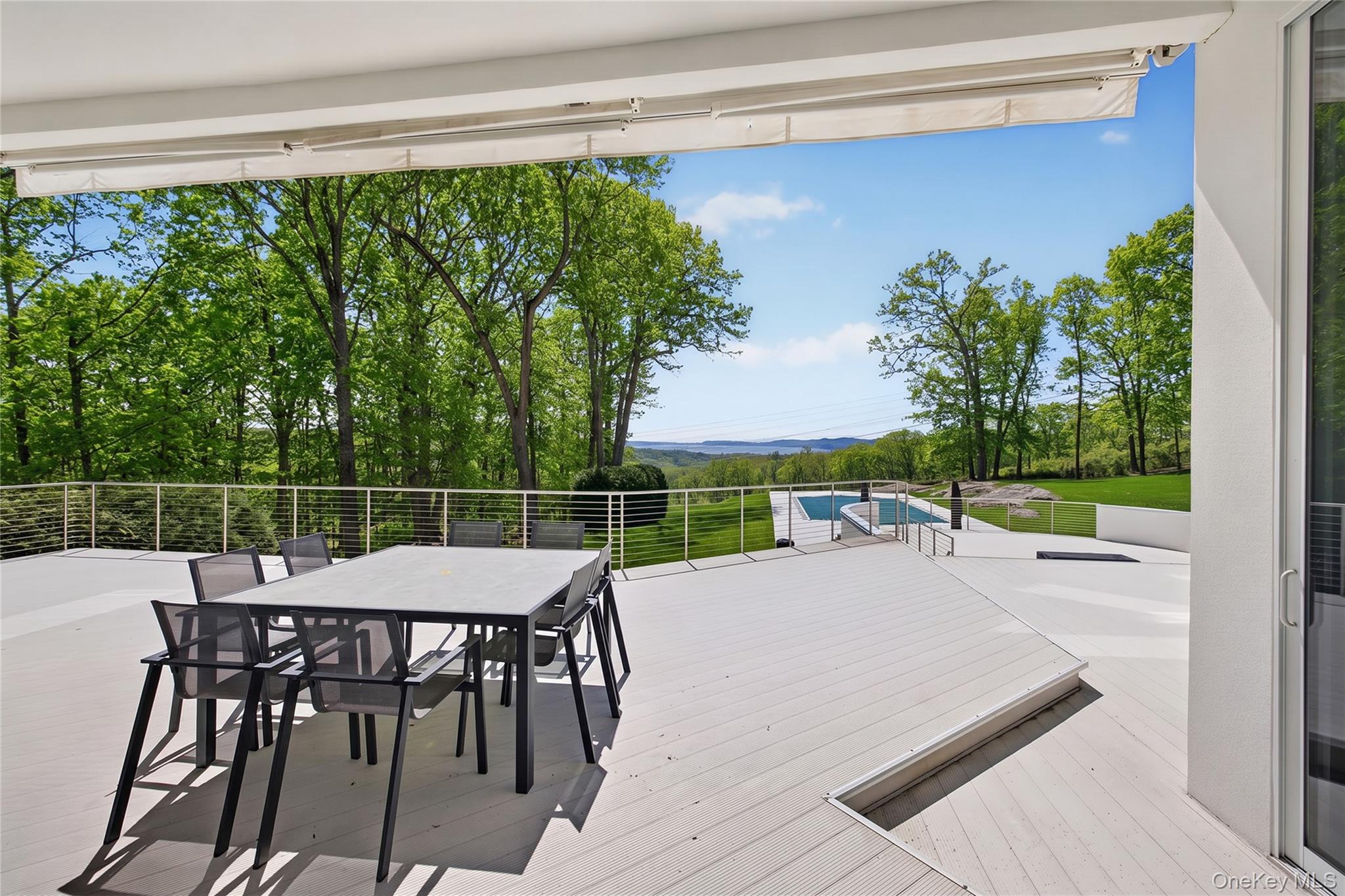 18 Bramblebush Road Croton-on-Hudson, NY 10520 - Photo 24 of 49