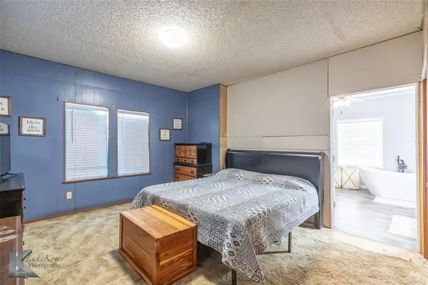 $159,900 | 1005 East Wells Street, Stamford, TX 79553