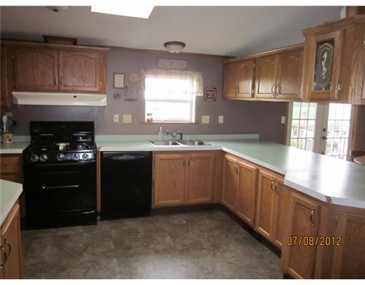24801 Swartz Road Wapakoneta, OH 45895 - Photo 2 of 5