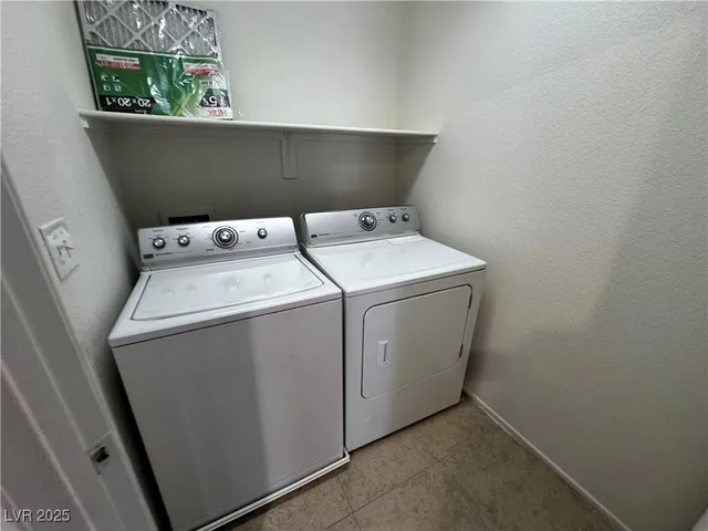 $1,895 | 6034 Tea Light Court, Las Vegas, NV 89113