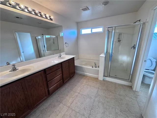 $1,895 | 6034 Tea Light Court, Las Vegas, NV 89113