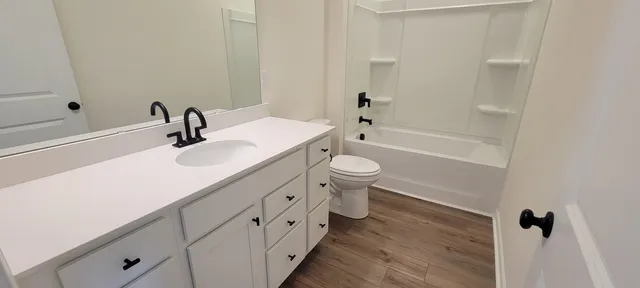 $337,900 | 2041 Halton Oaks Drive, Spartanburg, SC 29303