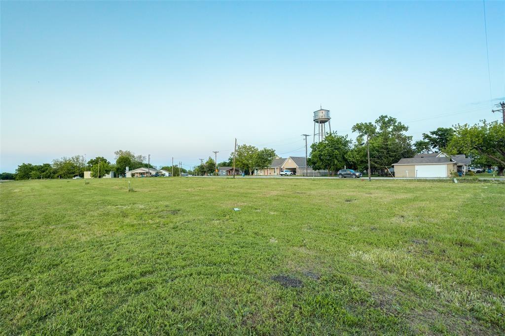 106 East Hubbard Road Josephine, TX 75173 - Photo 2 of 10 a view of a green field with clear sky