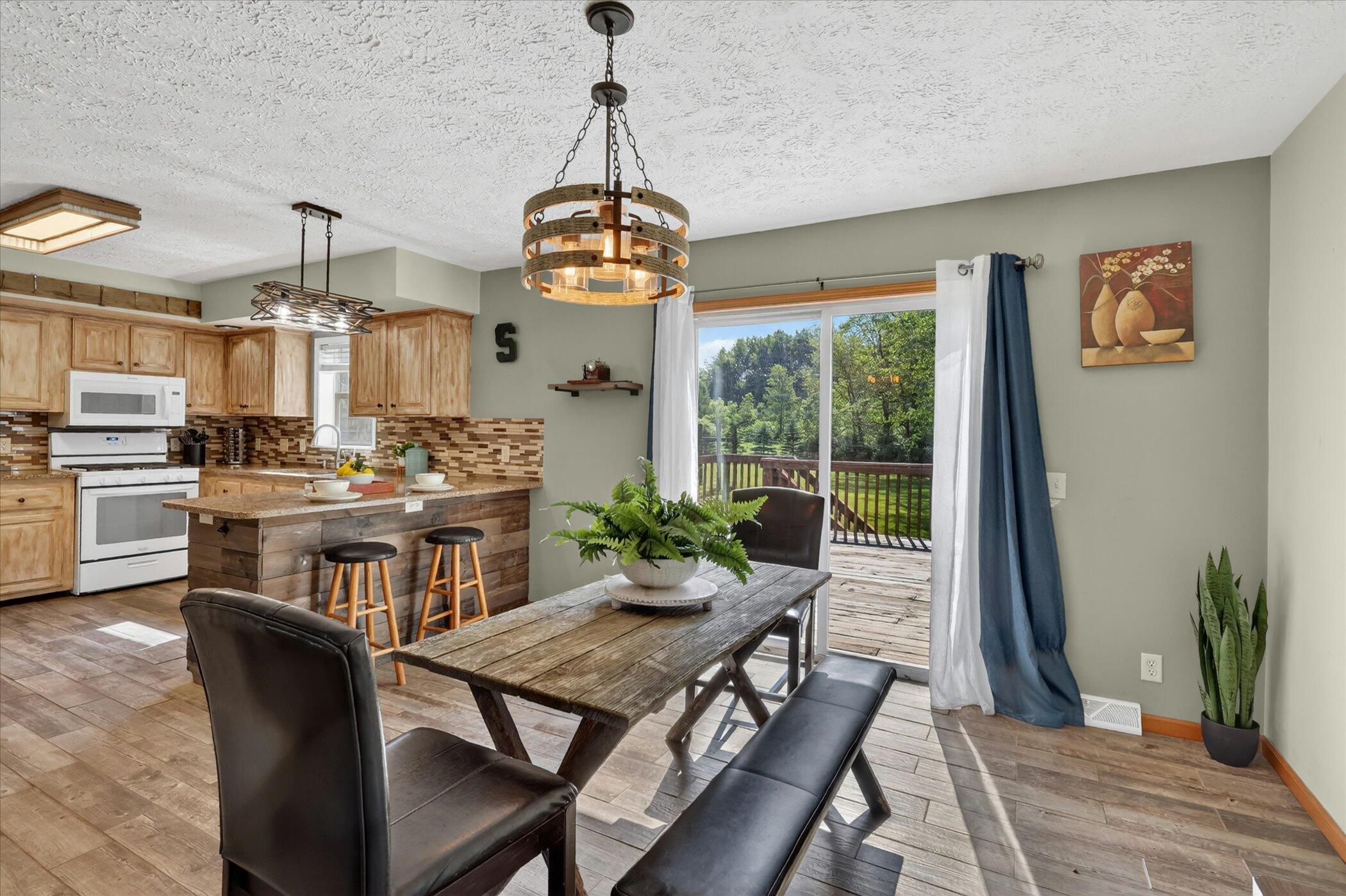 2869 Ridgecrest Drive Saranac, MI 48881 - Photo 20 of 65 16-2869-Ridgecrest-Dr-Windowstill