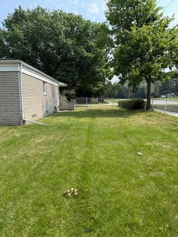 $255,000 | 14650 Edshire Drive, Sterling Heights, MI 48312