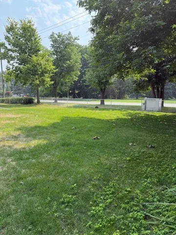 $255,000 | 14650 Edshire Drive, Sterling Heights, MI 48312