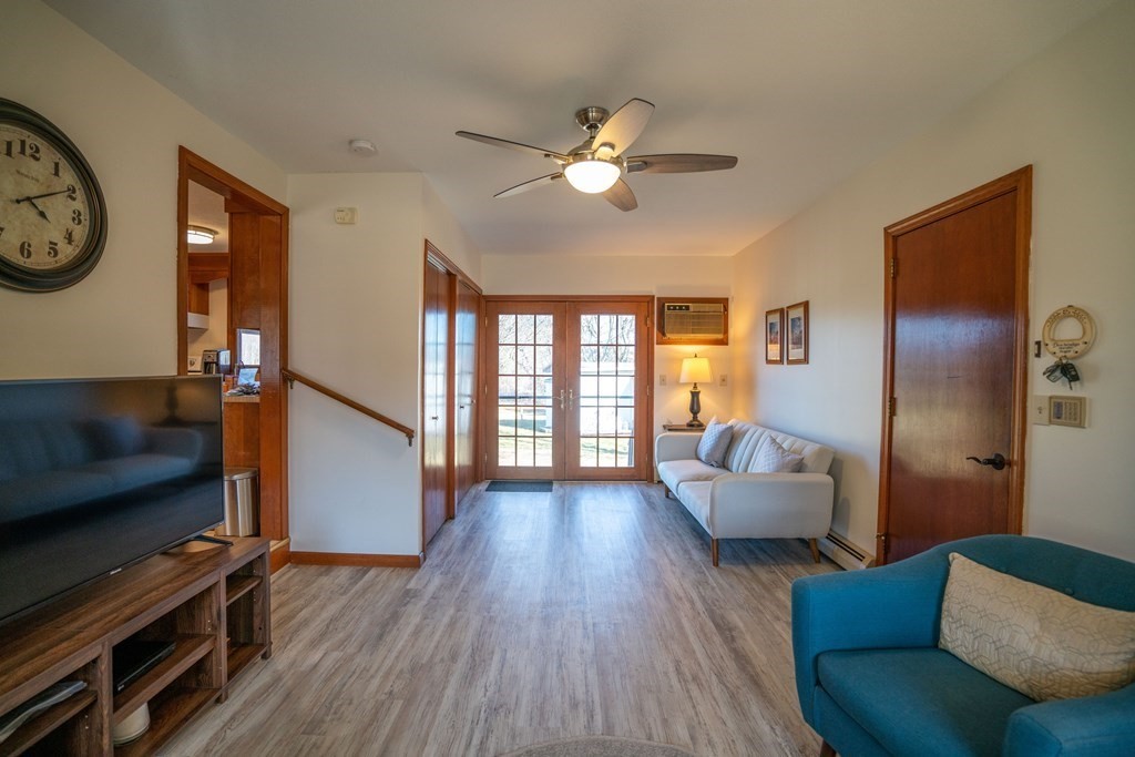 73 North Maple Street Hadley, MA 01035 - Photo 6 of 42