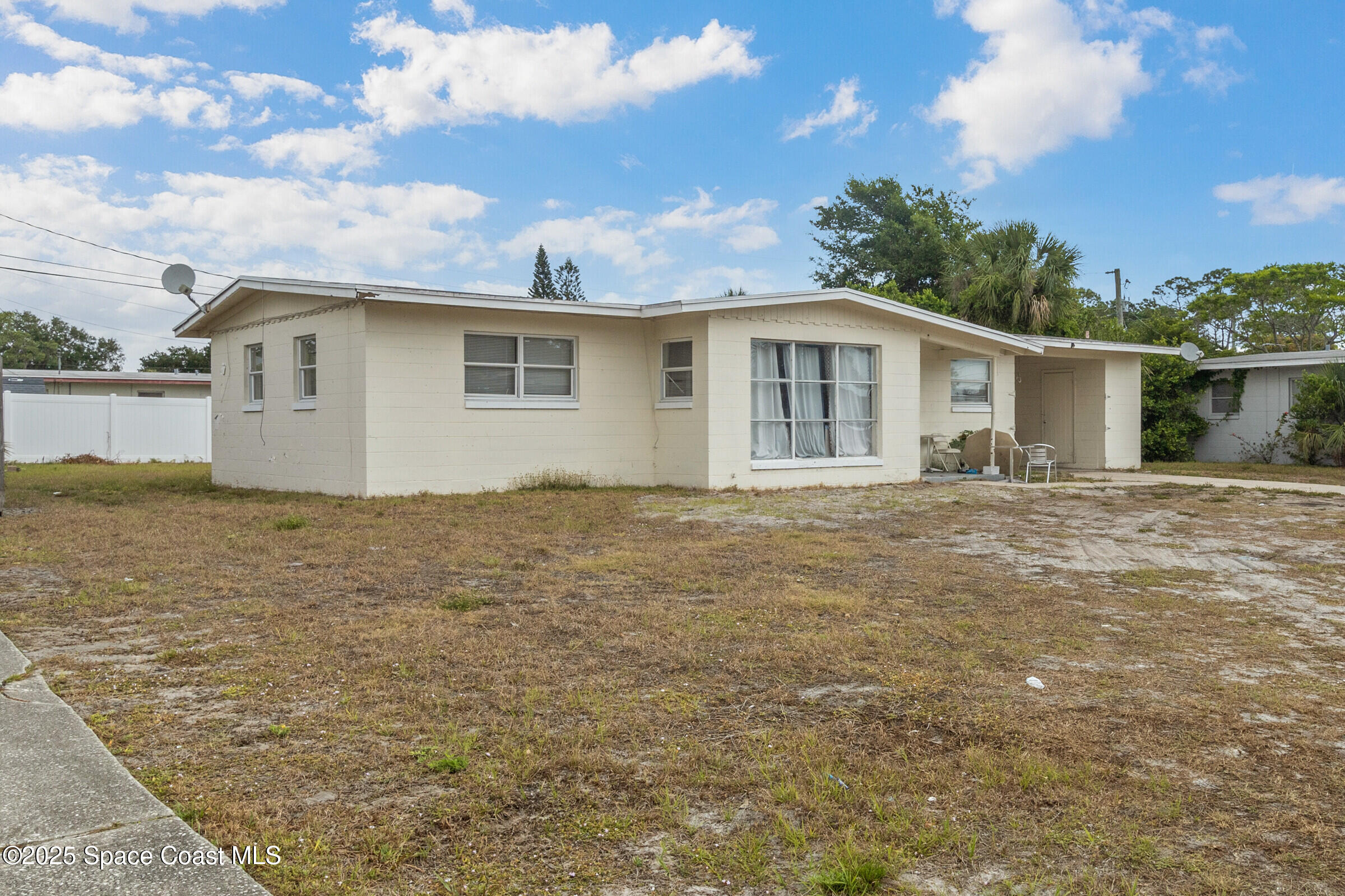 1044 Azalea Lane Cocoa, FL 32922 - Photo 3 of 23 04_1044Azalea102_mls