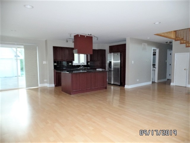 36 Chestnut Road Northbrook, IL 60062 - Photo 4 of 16