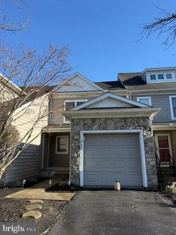 $2,350 | 723 Keller Drive, Lititz, PA 17543