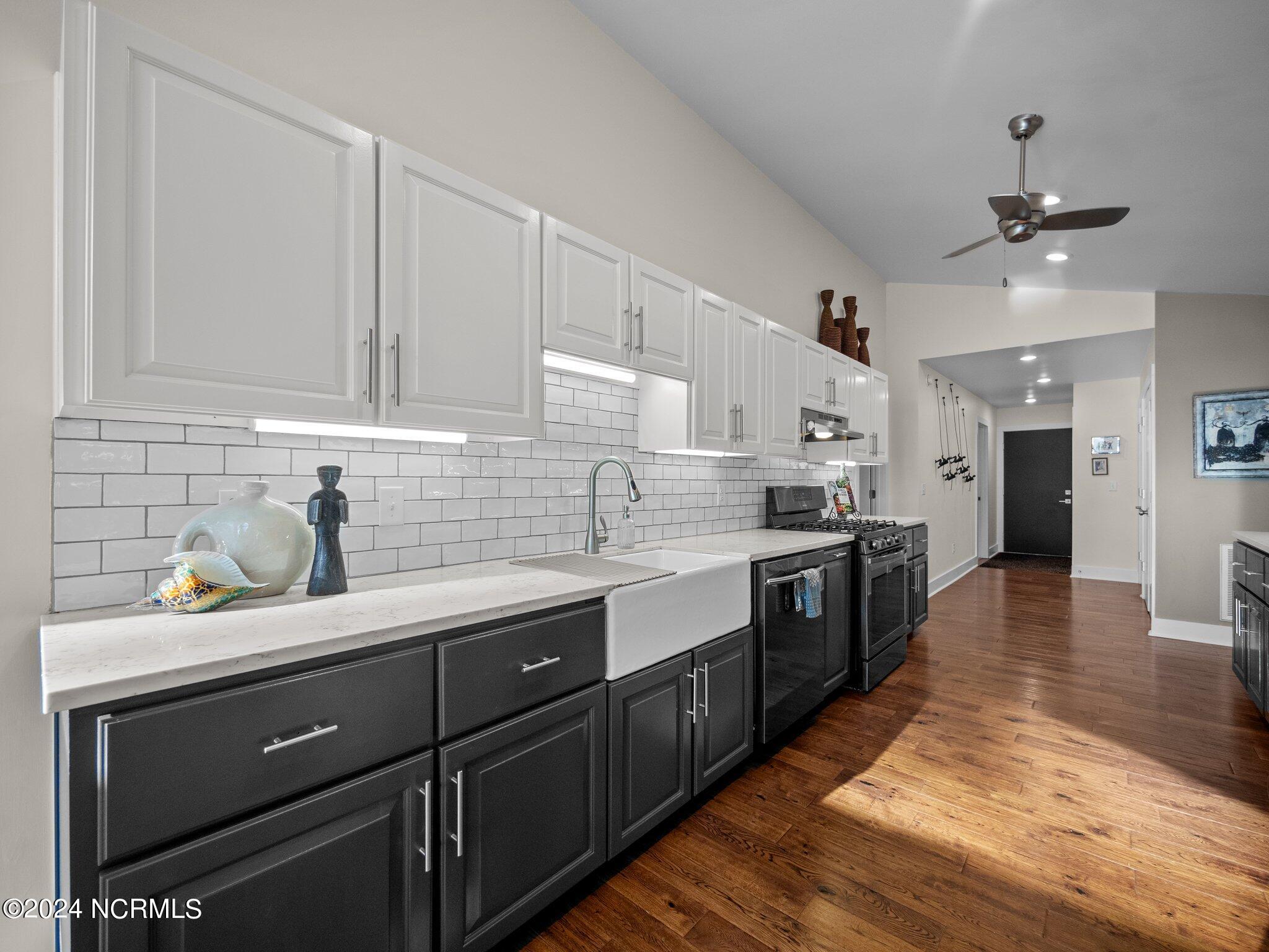 708 North Green Tee Road Hampstead, NC 28443 - Photo 15 of 42 30-web-or-mls-M1B17619