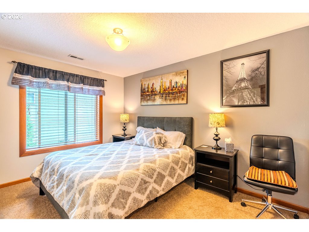 703 Southeast Anderson Lane Gresham, OR 97080 - Photo 30 of 33
