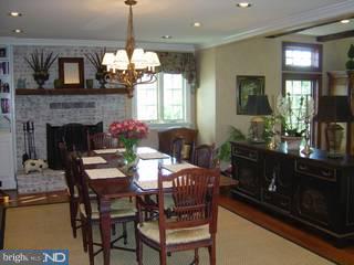 69 Roberts Road Newtown Square, PA 19073 - Photo 5 of 6