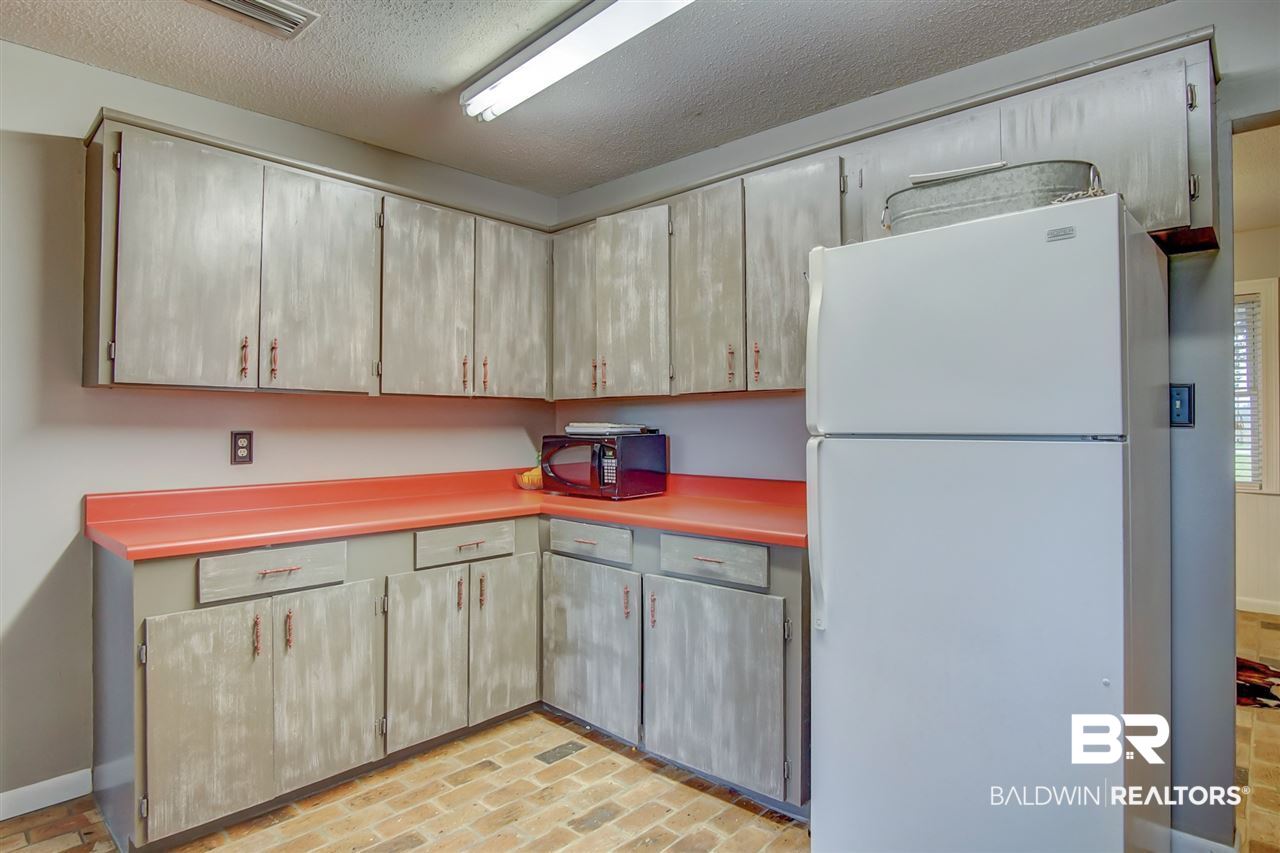 22601 Price Grubbs Road Robertsdale, AL 36567 - Photo 16 of 39